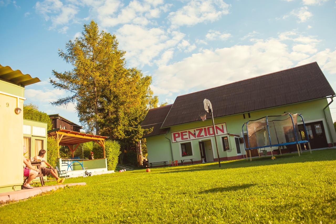 Penzion A Autokemp Wolf Hotel Ceska Skalice Exterior photo